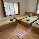 Guest house Trncin 3*